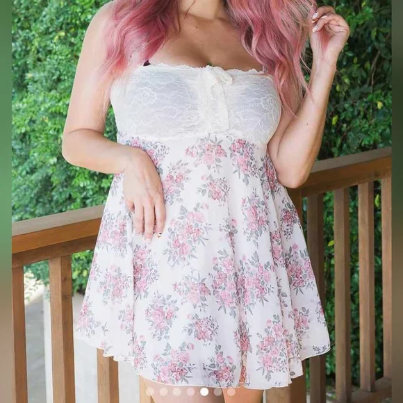 Dolls Kill × Current Mood Lacey Floral Lightweight Wide Strap Summer Dress (M) - Picture 5 of 10